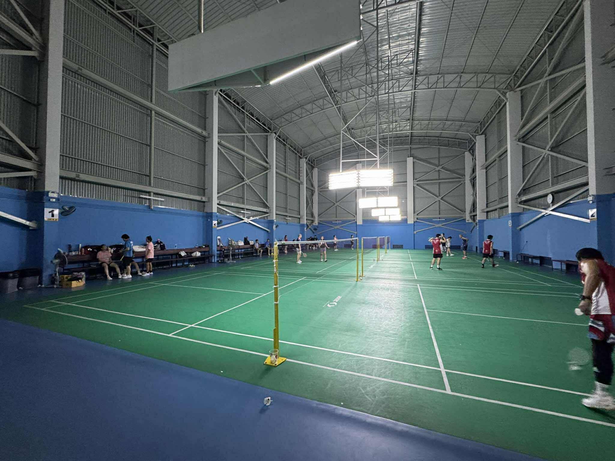 รอบตีแบดวันจันทร์ สนาม PuunPlus Sport Club